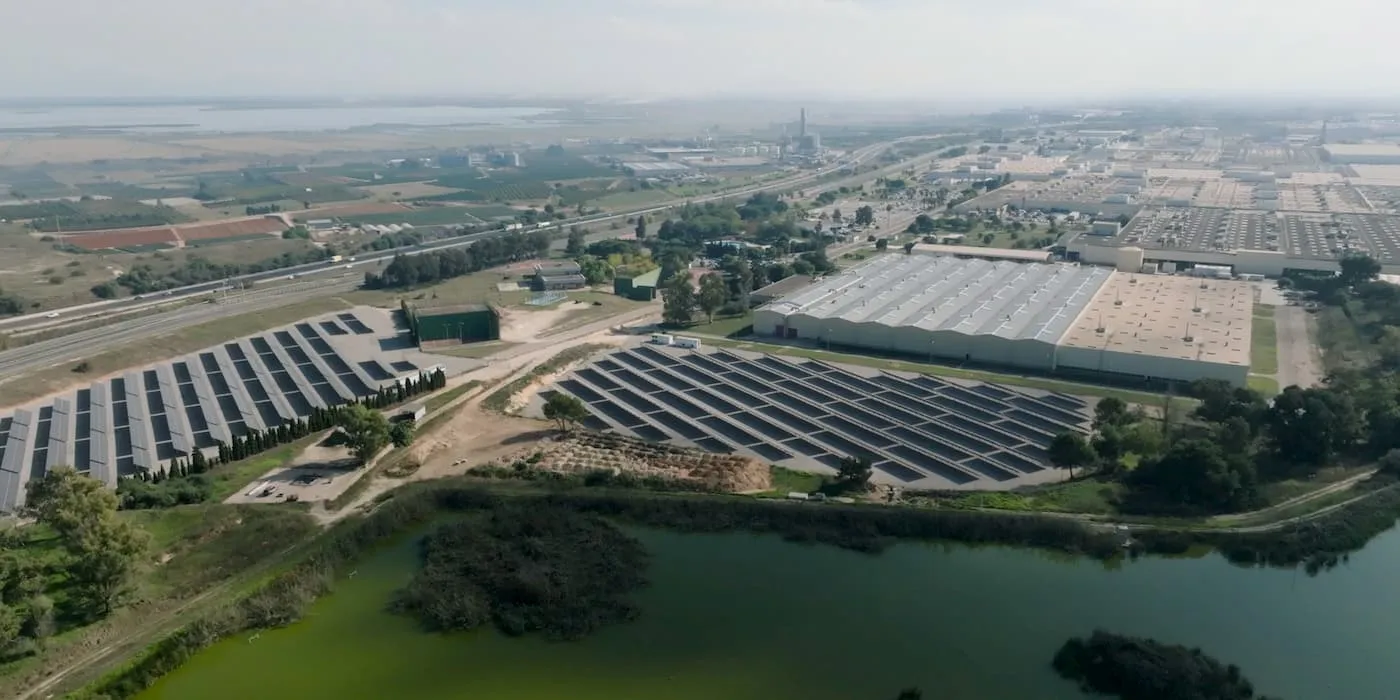 Ford ampliará la planta solar española lo suficiente como para abastecer a 1.400 hogares